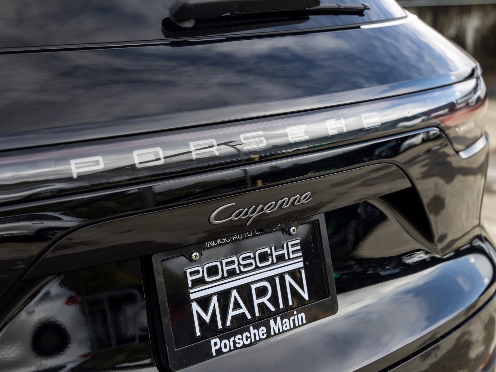 2023 Porsche Cayenne Cayenne Platinum Edition (MY23)