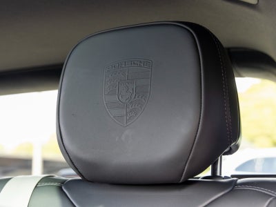 2023 Porsche Cayenne Cayenne Platinum Edition (MY23)