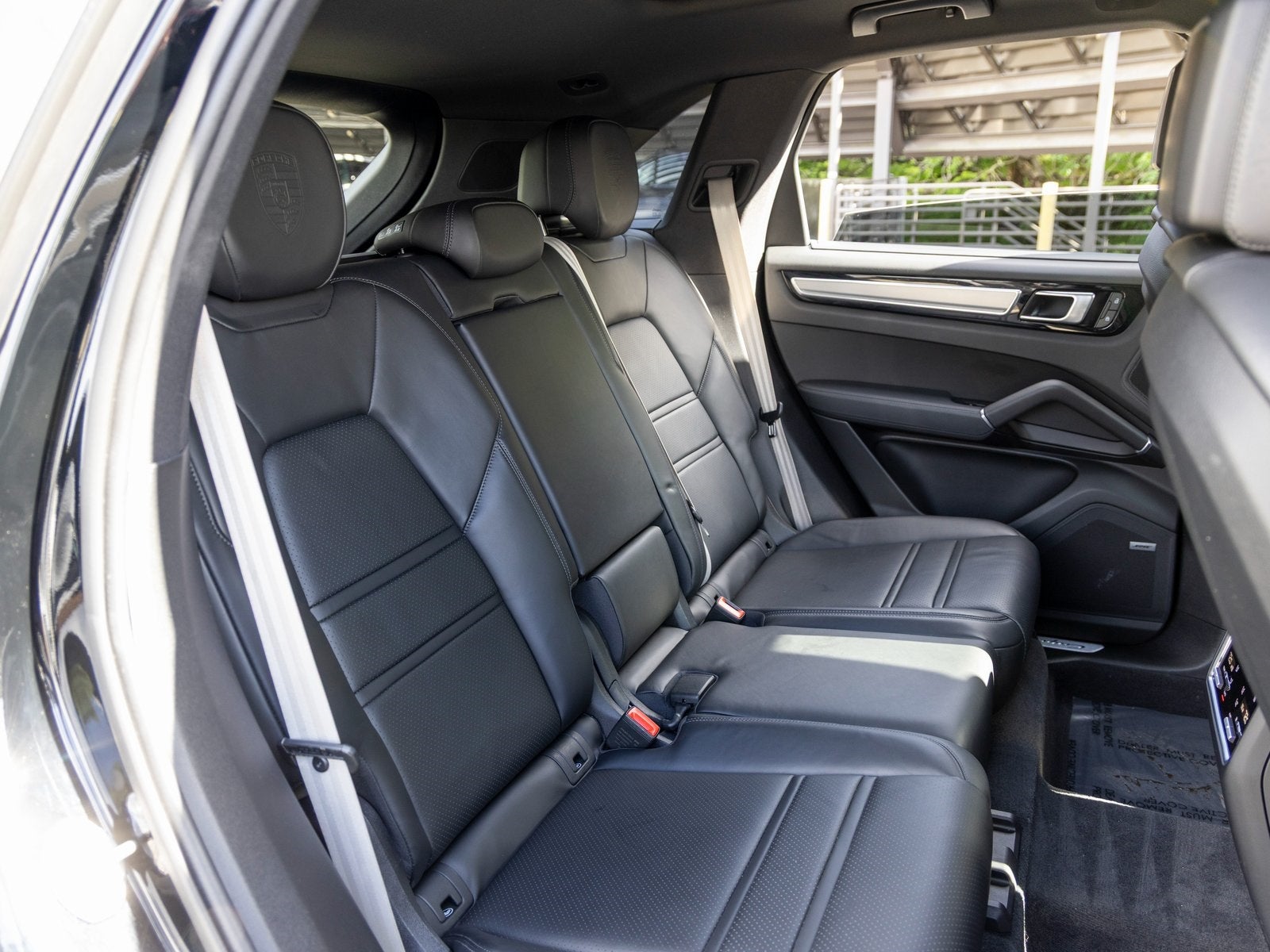 2023 Porsche Cayenne Cayenne Platinum Edition (MY23)