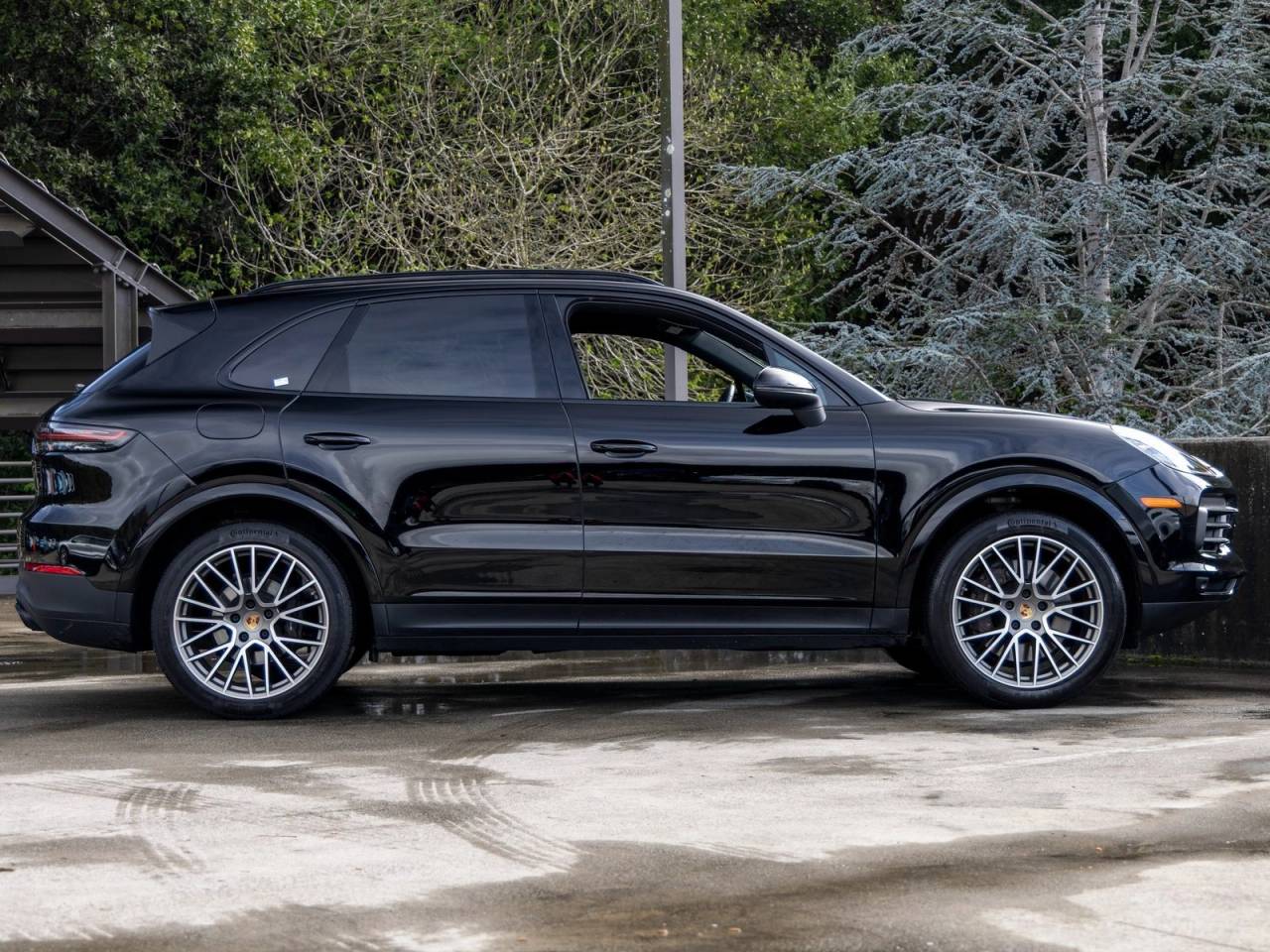 2023 Porsche Cayenne Cayenne Platinum Edition (MY23)