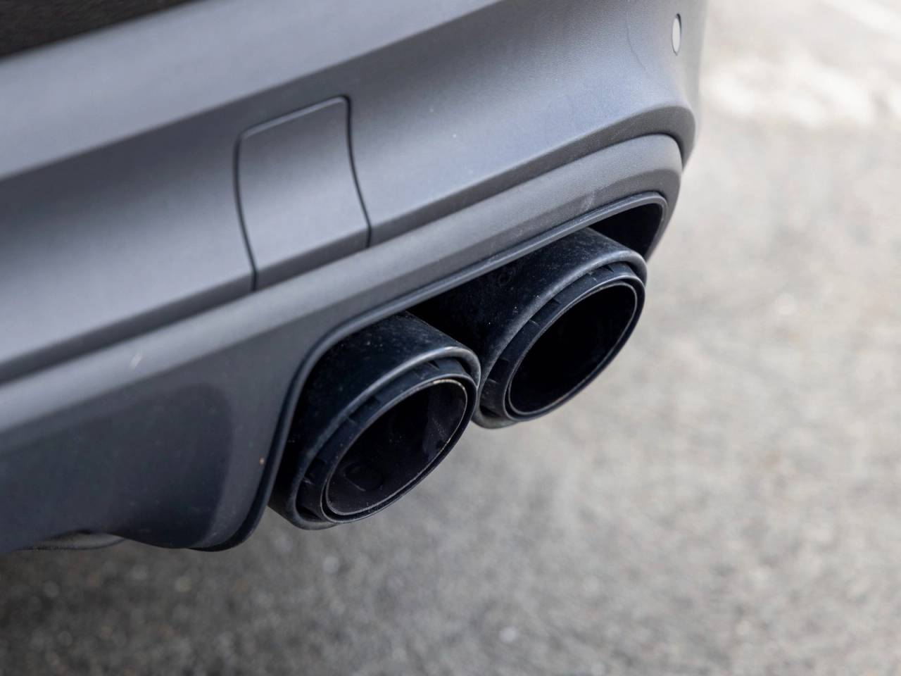 2023 Porsche Cayenne Cayenne Platinum Edition (MY23)