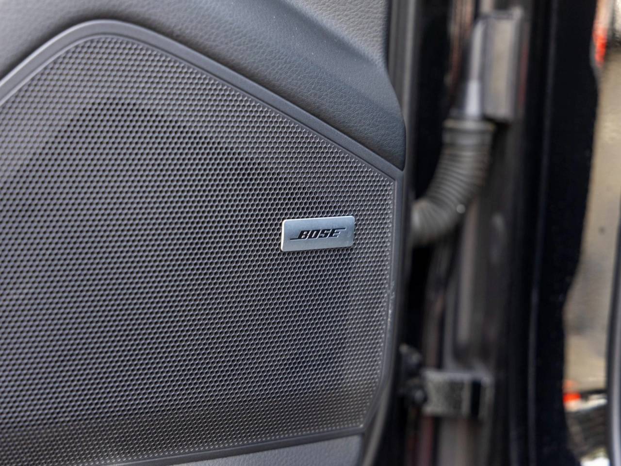 2023 Porsche Cayenne Cayenne Platinum Edition (MY23)