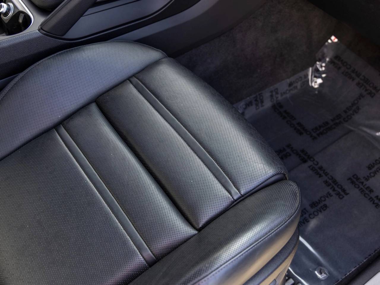 2023 Porsche Cayenne Cayenne Platinum Edition (MY23)