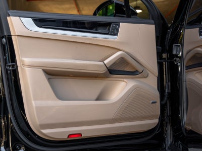 2024 Porsche Cayenne Base
