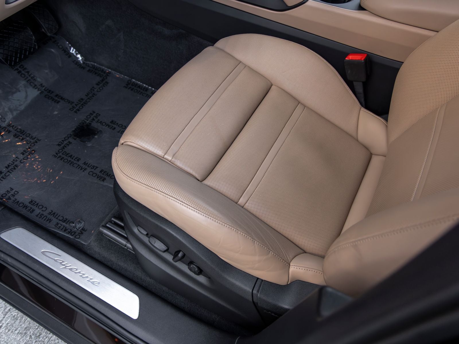2024 Porsche Cayenne Base