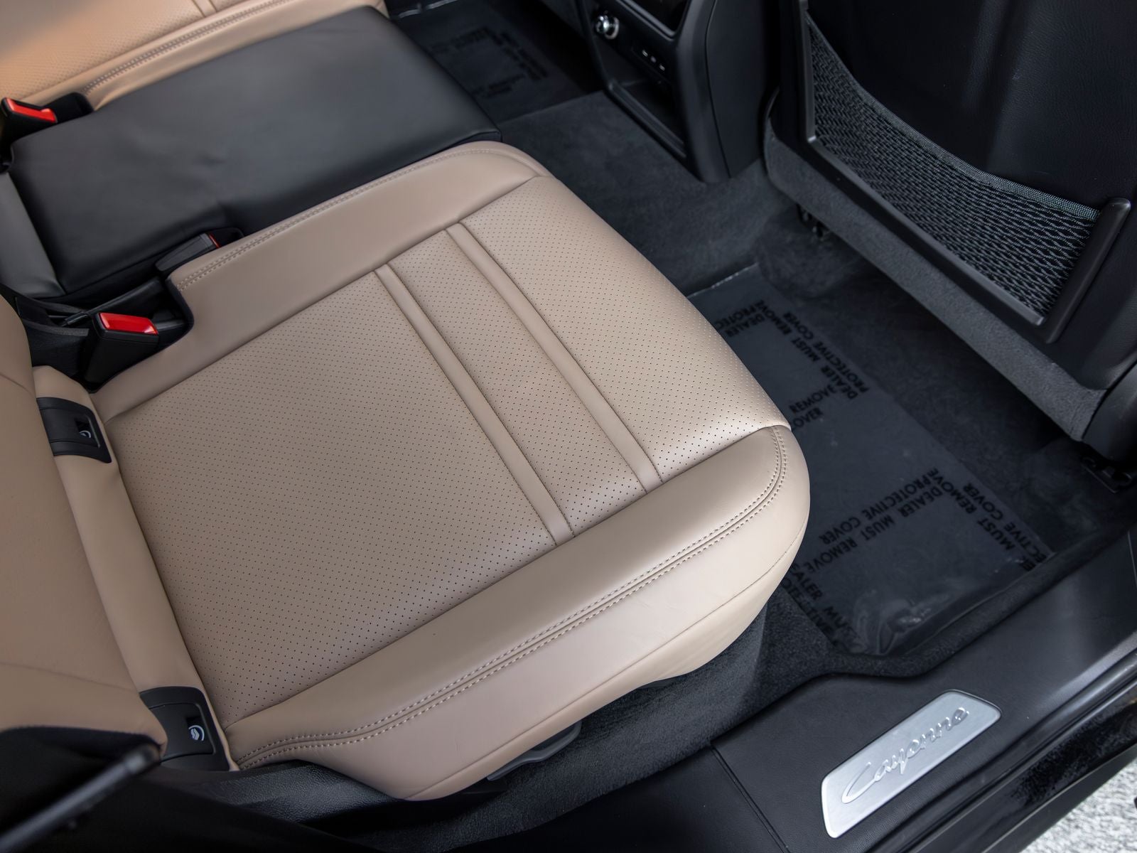 2024 Porsche Cayenne Base