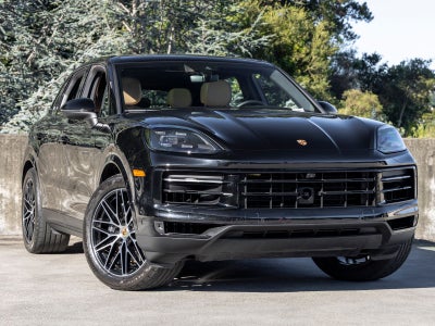 2024 Porsche Cayenne Base