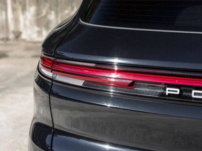 2024 Porsche Cayenne Base