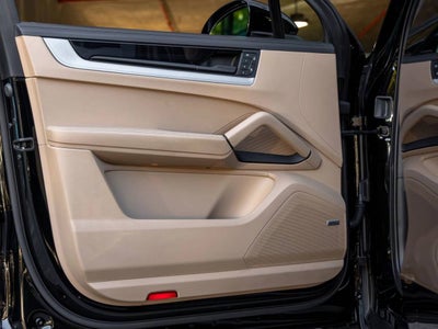2024 Porsche Cayenne Base