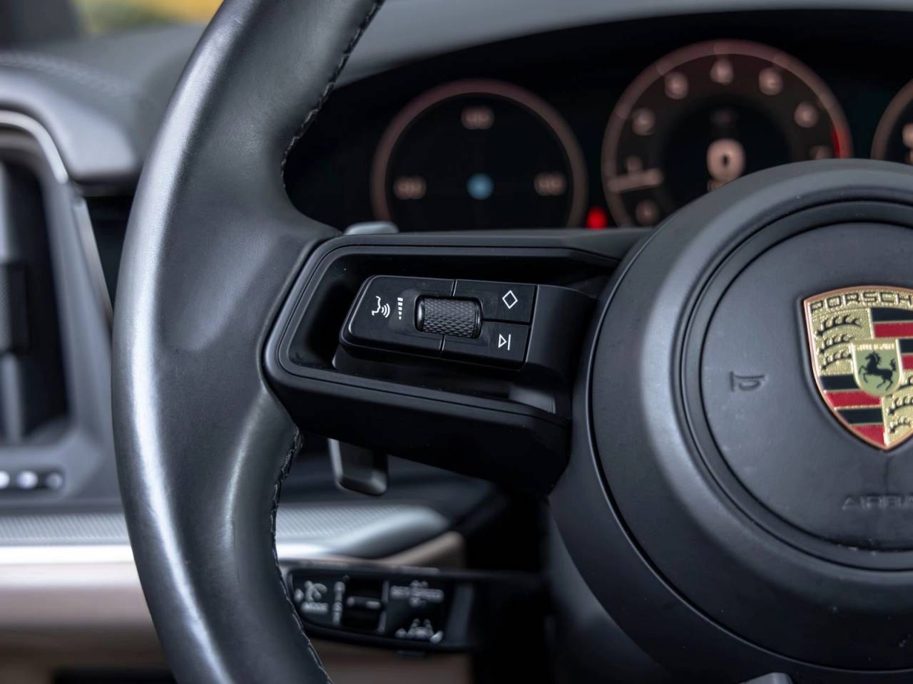 2024 Porsche Cayenne Base
