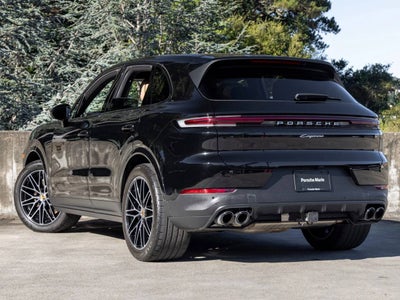 2024 Porsche Cayenne Base