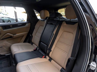 2024 Porsche Cayenne Base