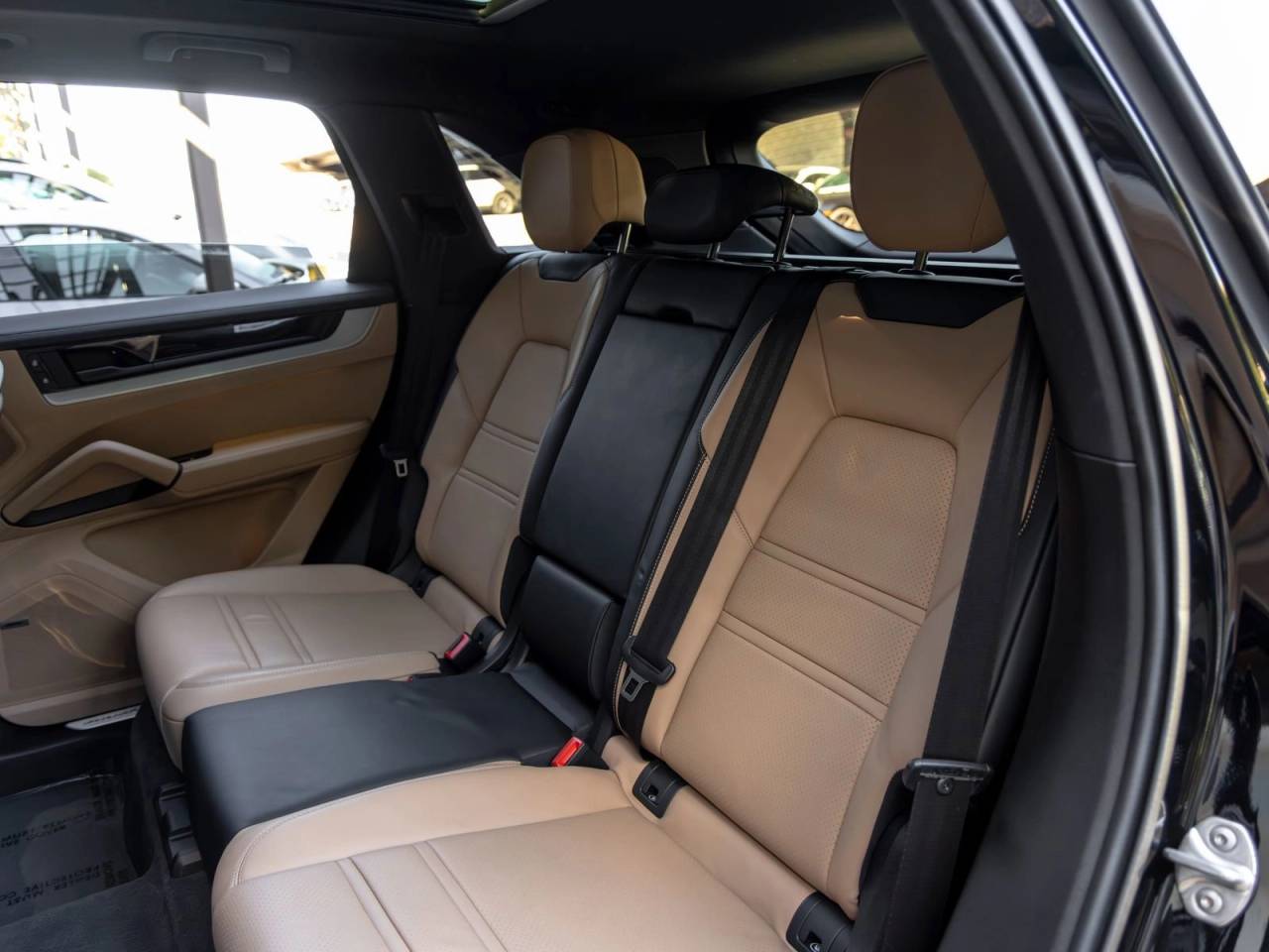 2024 Porsche Cayenne Base