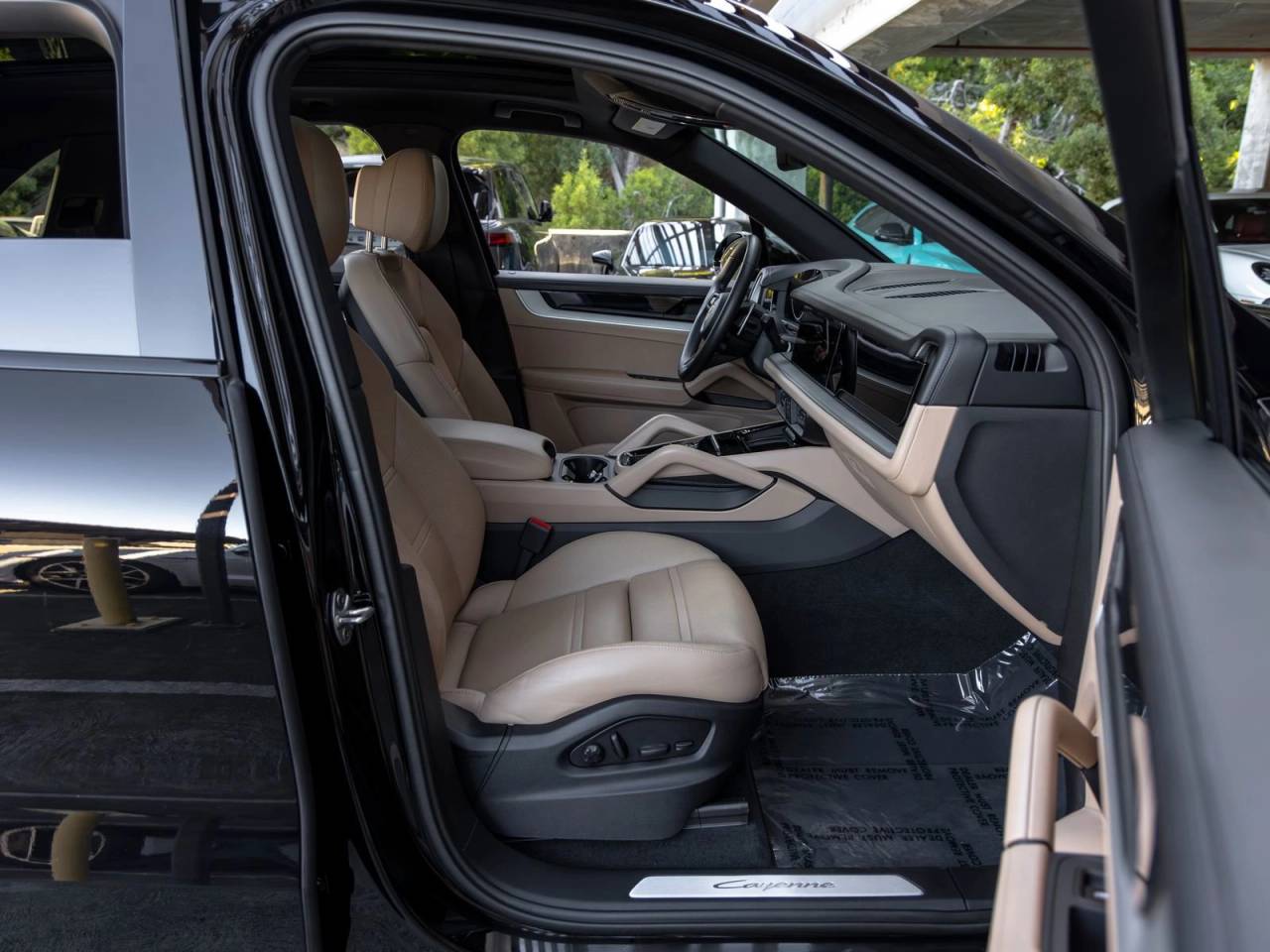2024 Porsche Cayenne Base