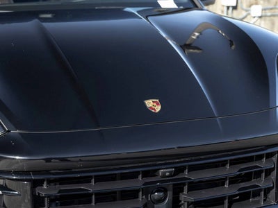 2024 Porsche Cayenne Base