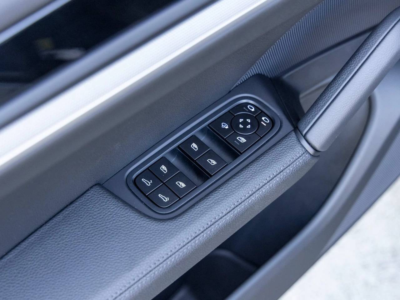 2024 Porsche Cayenne Cayenne (MY24)