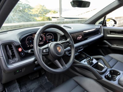 2025 Porsche Cayenne Cayenne