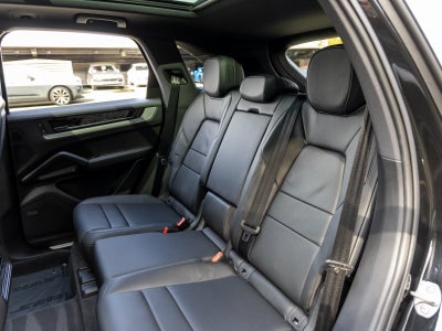 2025 Porsche Cayenne Cayenne