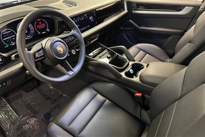 2025 Porsche Cayenne Cayenne