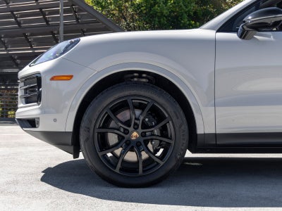 2025 Porsche Cayenne Cayenne