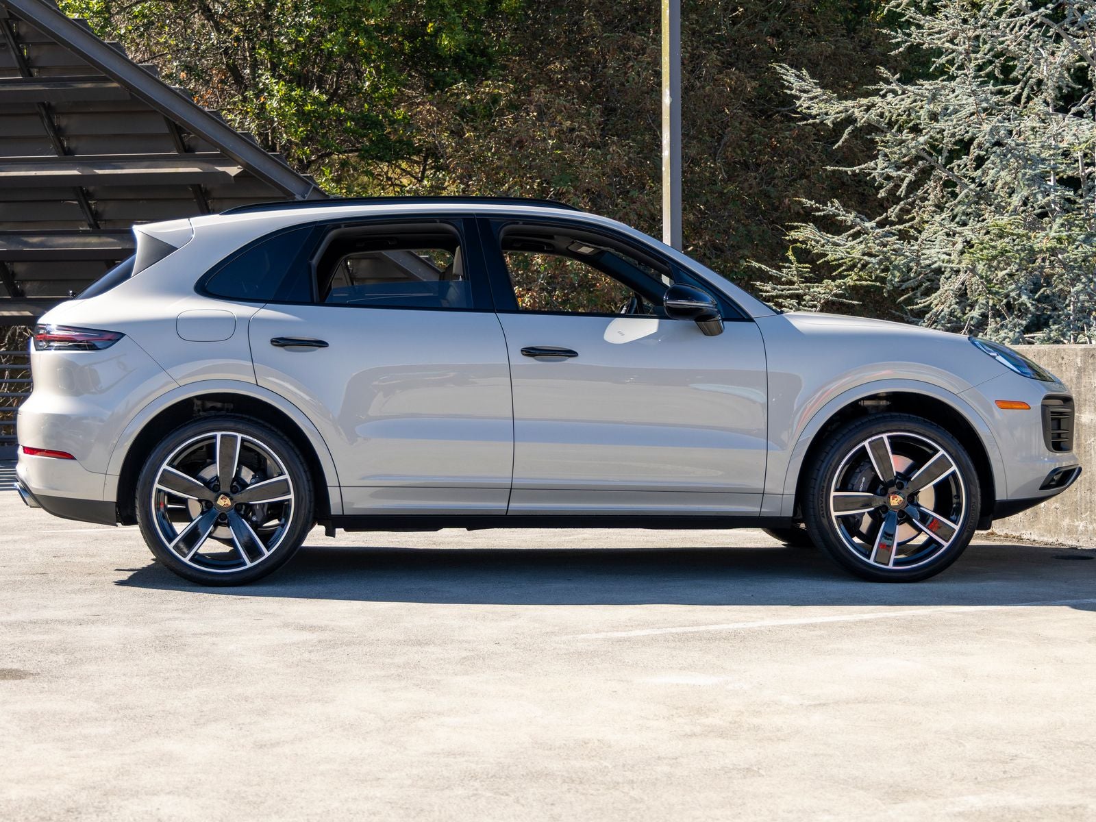 2023 Porsche Cayenne Cayenne (MY23)