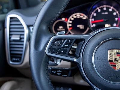 2023 Porsche Cayenne Cayenne (MY23)