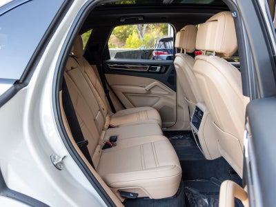 2023 Porsche Cayenne Cayenne (MY23)