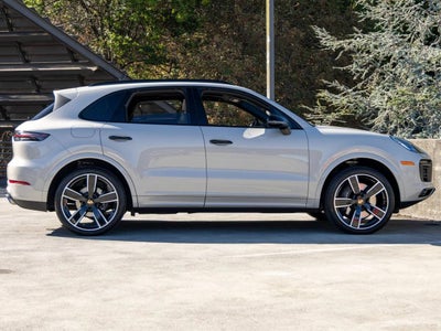 2023 Porsche Cayenne Cayenne (MY23)