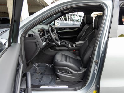 2025 Porsche Cayenne Cayenne