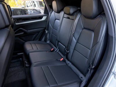 2025 Porsche Cayenne Cayenne