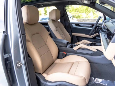 2026 Porsche Cayenne Base