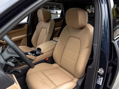 2026 Porsche Cayenne Base