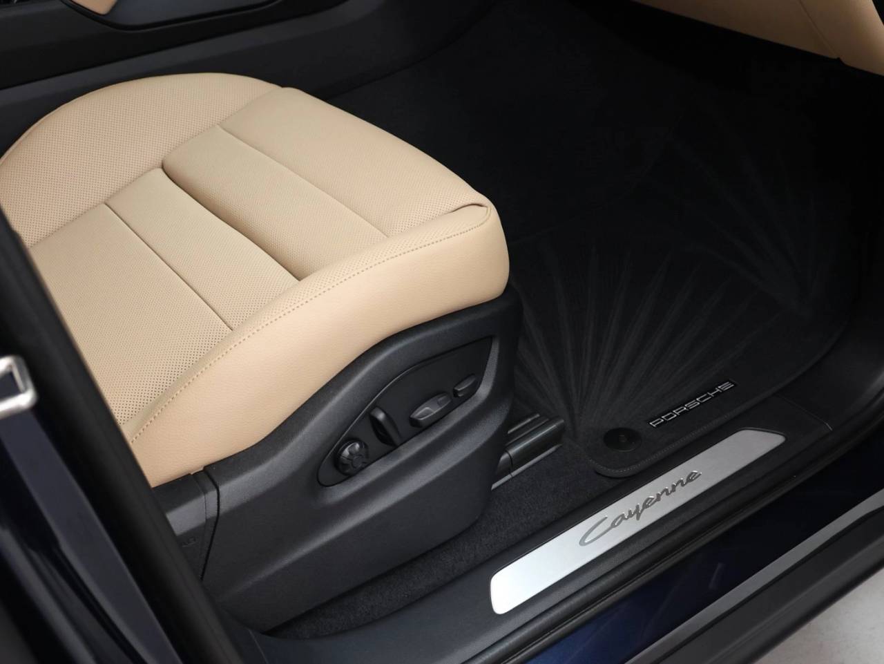 2025 Porsche Cayenne Cayenne