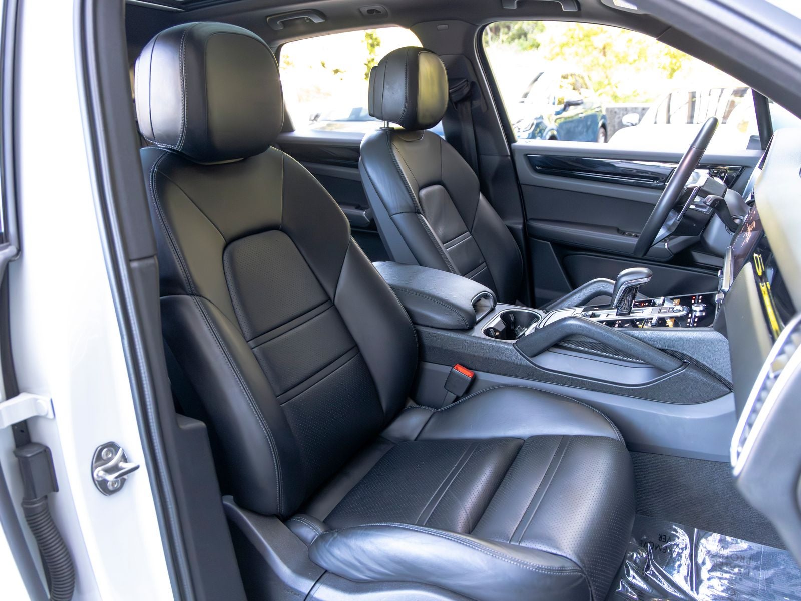 2021 Porsche Cayenne Base