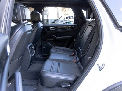 2021 Porsche Cayenne Base