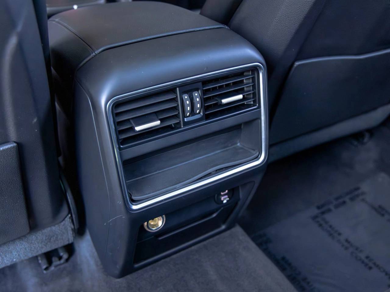 2021 Porsche Cayenne Base