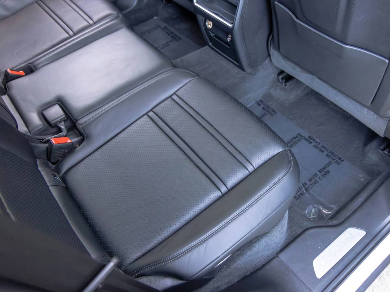 2021 Porsche Cayenne Base