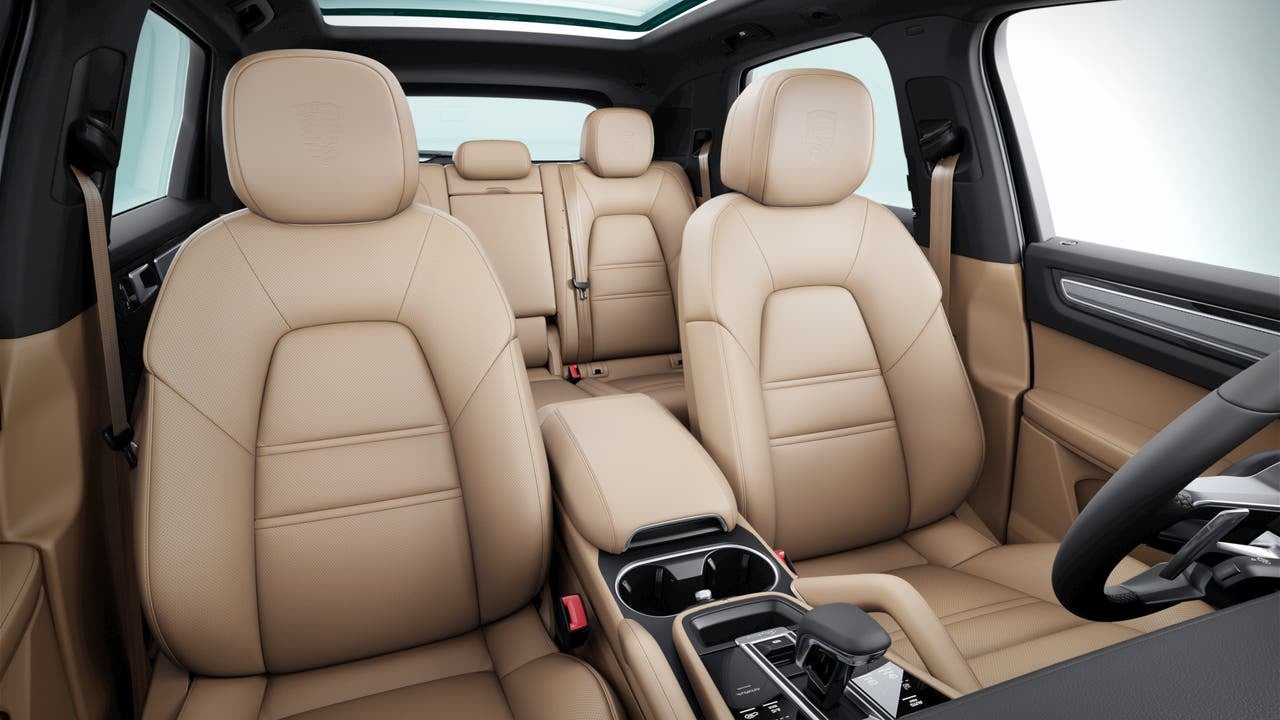 2022 Porsche Cayenne Cayenne Platinum Edition