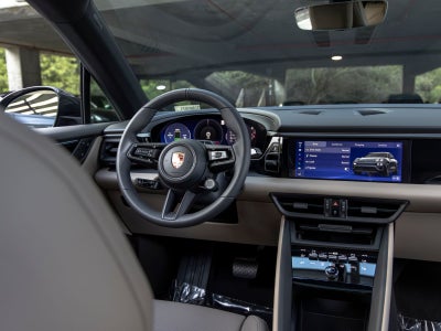 2026 Porsche Macan 4 Electric
