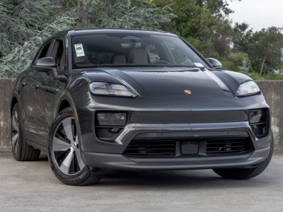2026 Porsche Macan 4 Electric