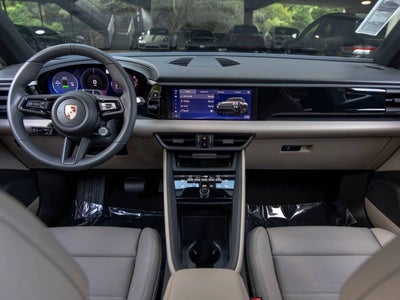 2026 Porsche Macan 4 Electric