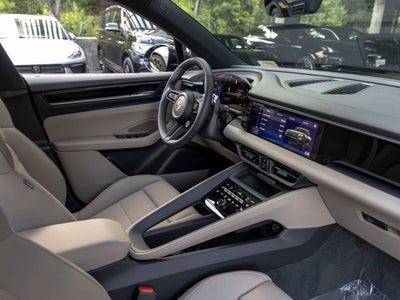 2026 Porsche Macan 4 Electric