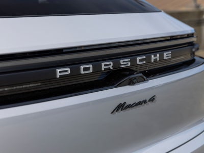2024 Porsche Macan Macan 4 Electric