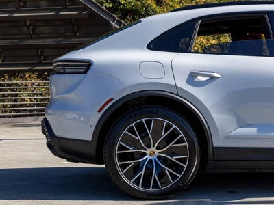 2024 Porsche Macan Macan 4 Electric