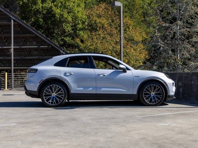 2024 Porsche Macan Macan 4 Electric