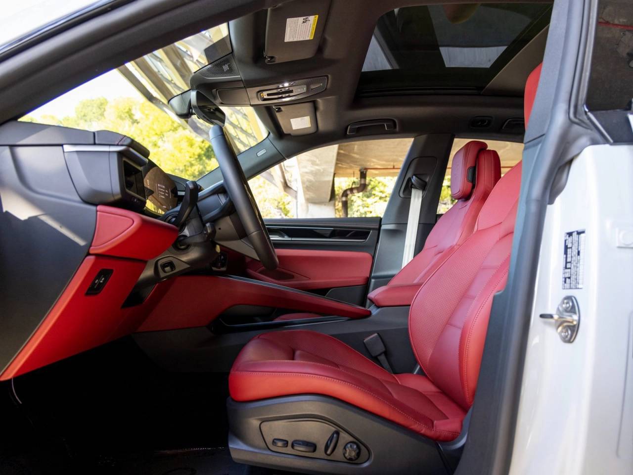 2024 Porsche Macan Macan 4 Electric