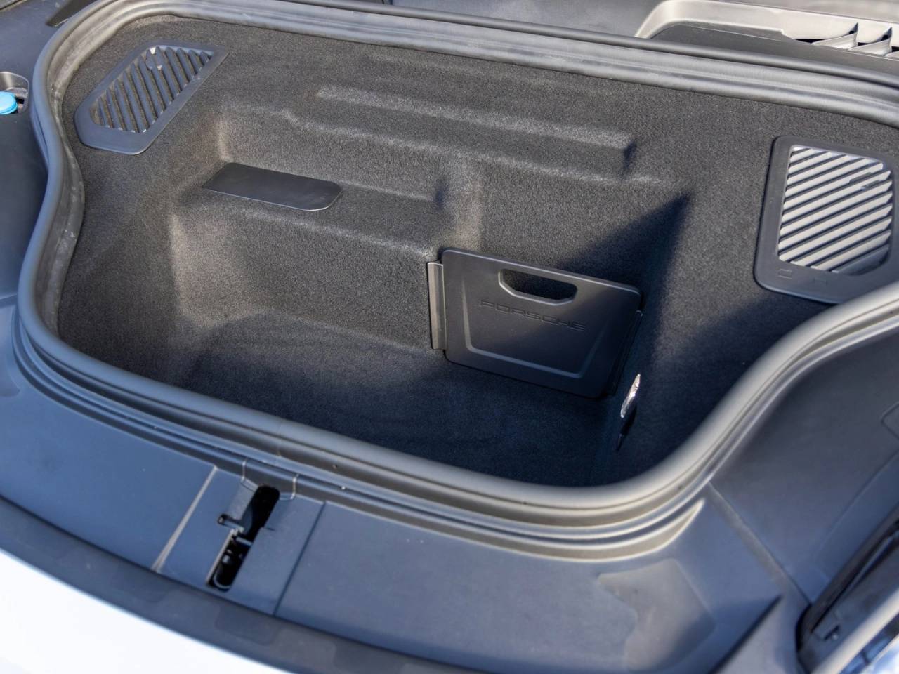 2024 Porsche Macan Macan 4 Electric