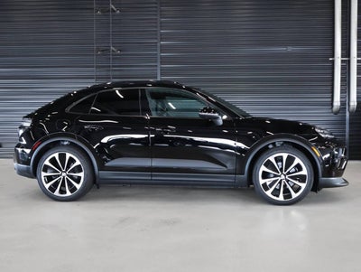 2026 Porsche Macan 4 Electric