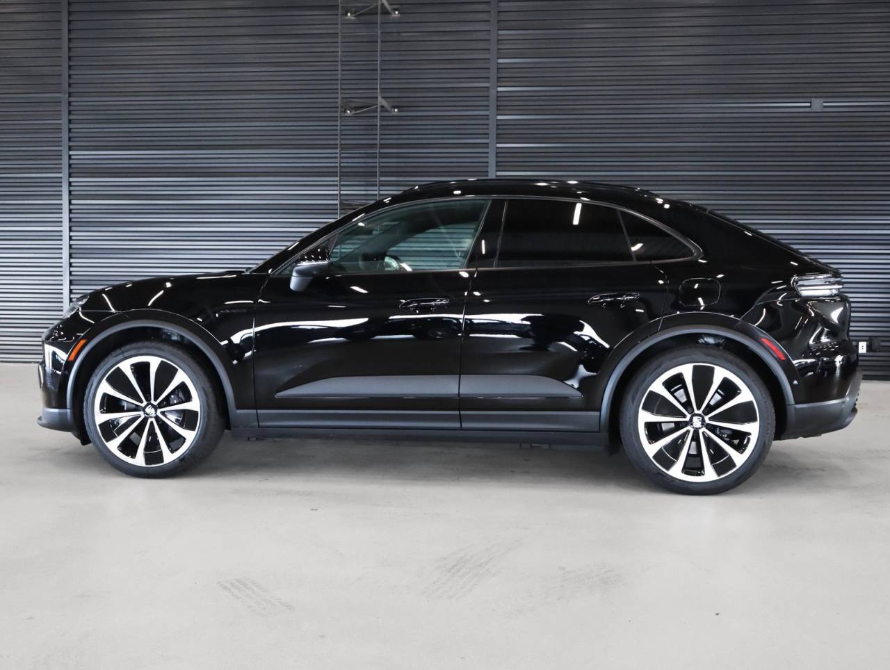 2026 Porsche Macan 4 Electric