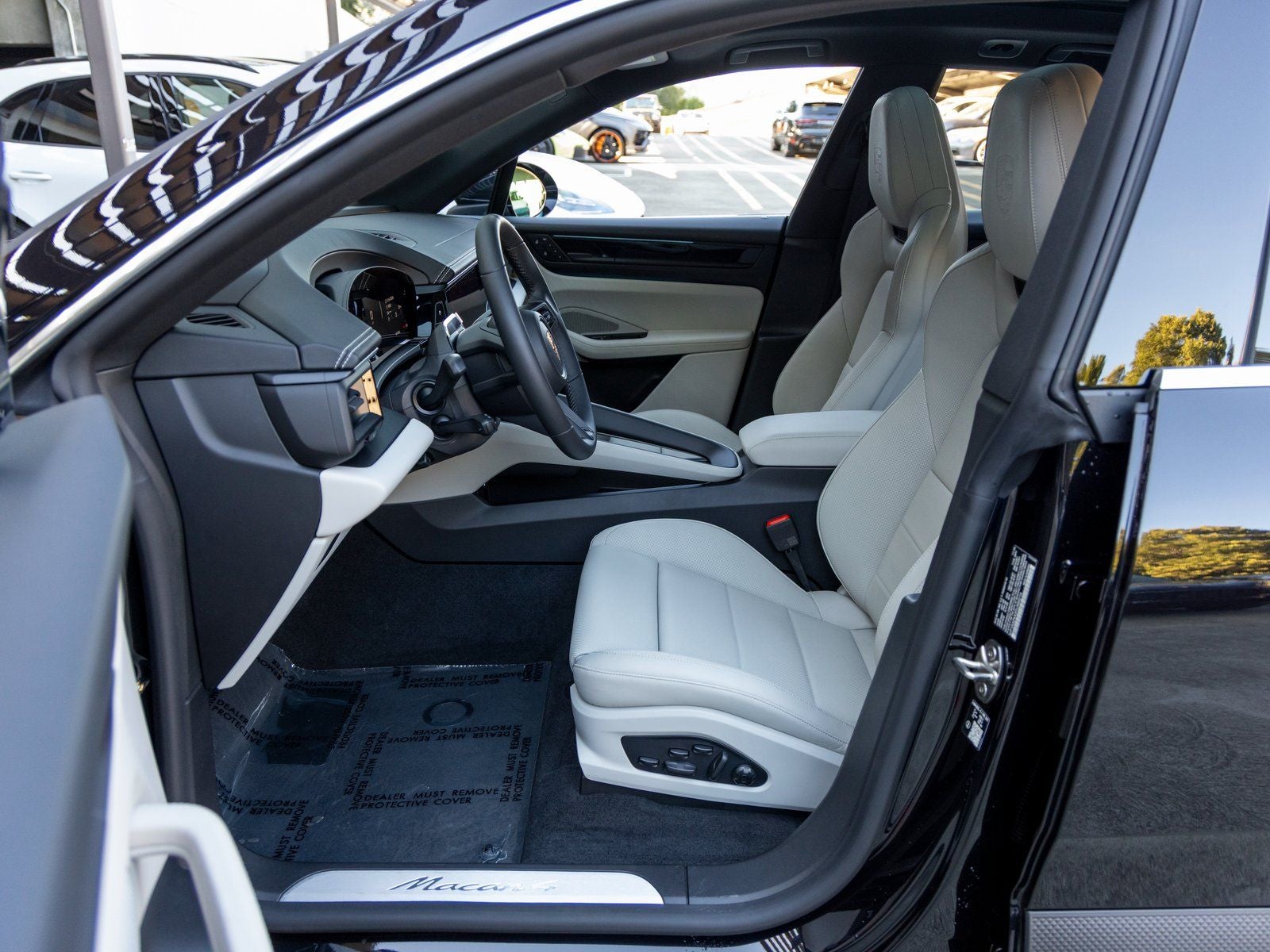 2026 Porsche Macan Macan 4 Electric